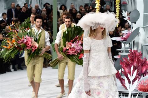 chanel sposa 2015|Chanel runway 2015.